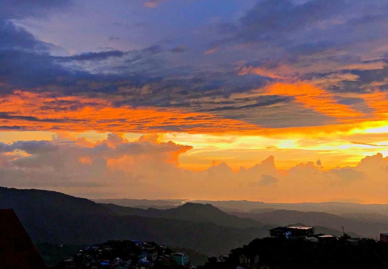 Vacation House In Baguio With Amazing Sunset Views Baguio City Ngoại thất bức ảnh
